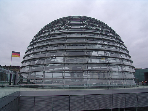 outside reichstag dome