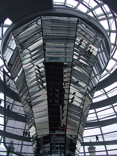 inside reichstag dome